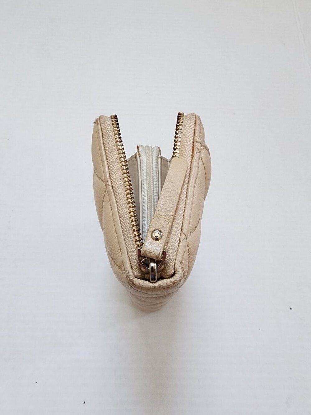 Kate Spade New York Quilted Leather Zip-Around Wallet - Beige - Picture 11 of 12